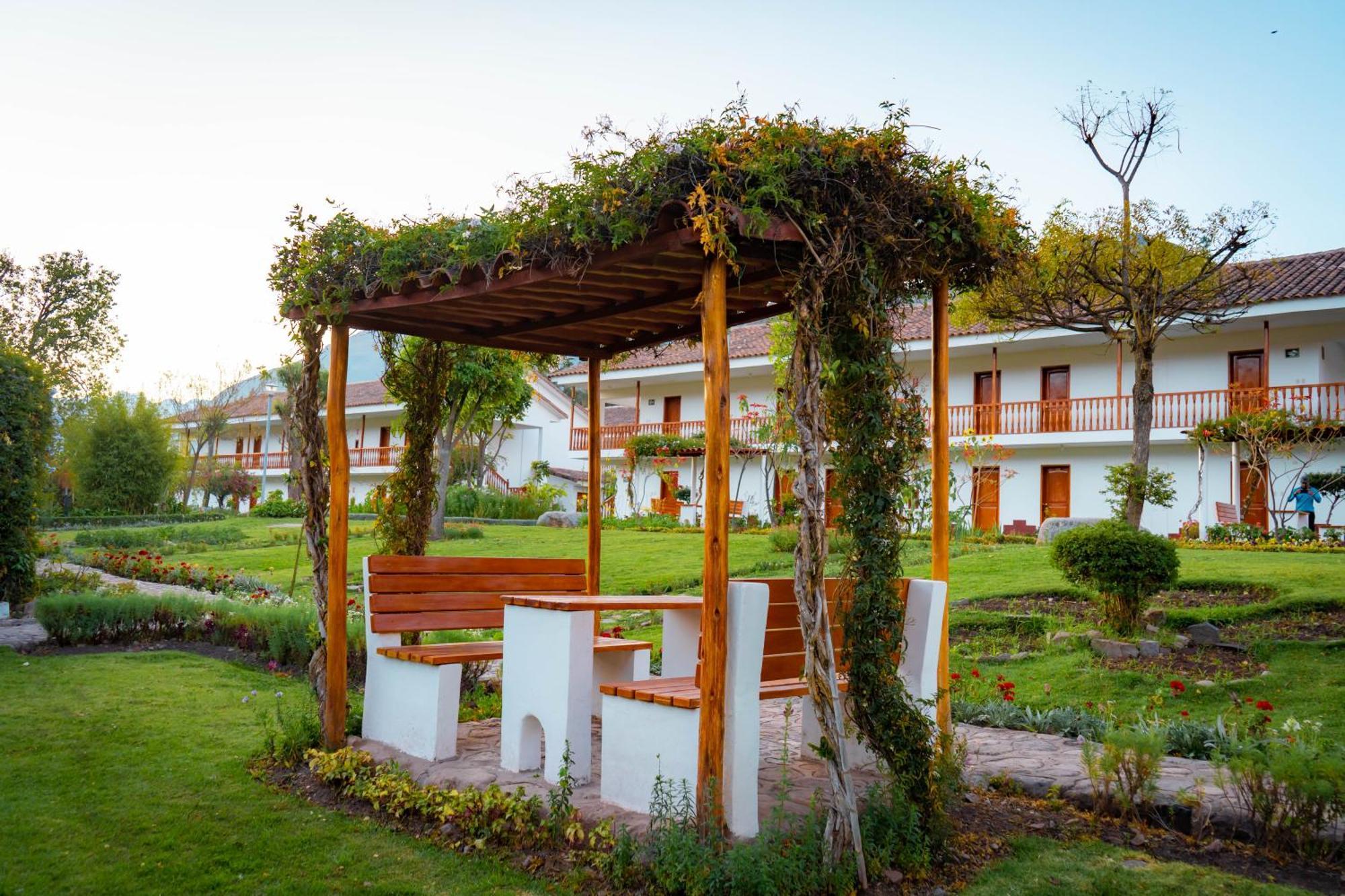 Hotel Agustos Urubamba Eksteriør bilde