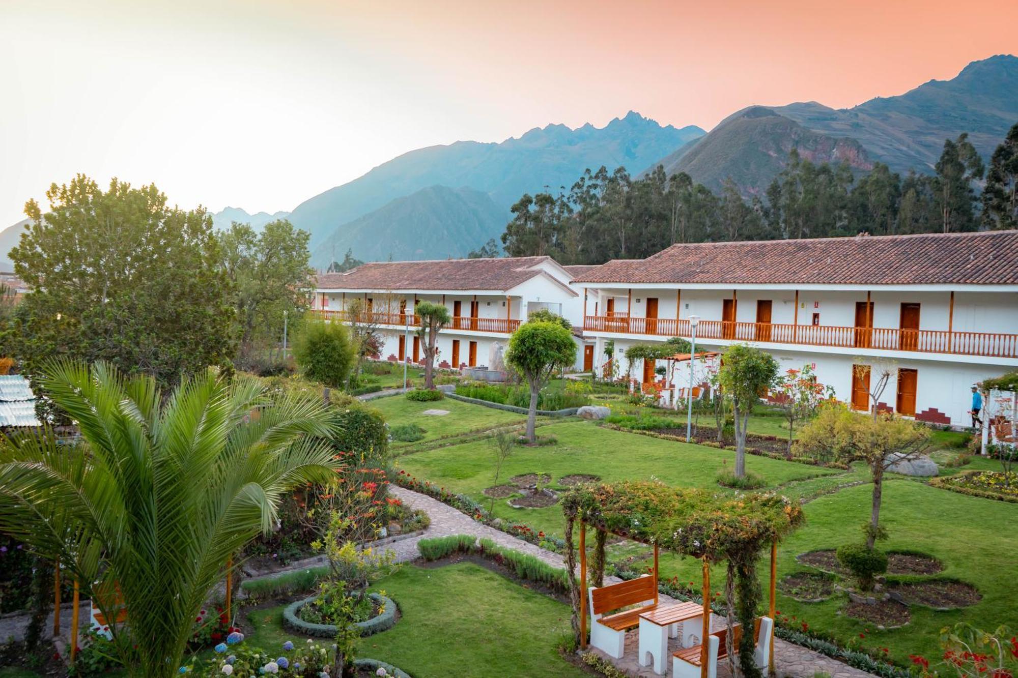 Hotel Agustos Urubamba Eksteriør bilde