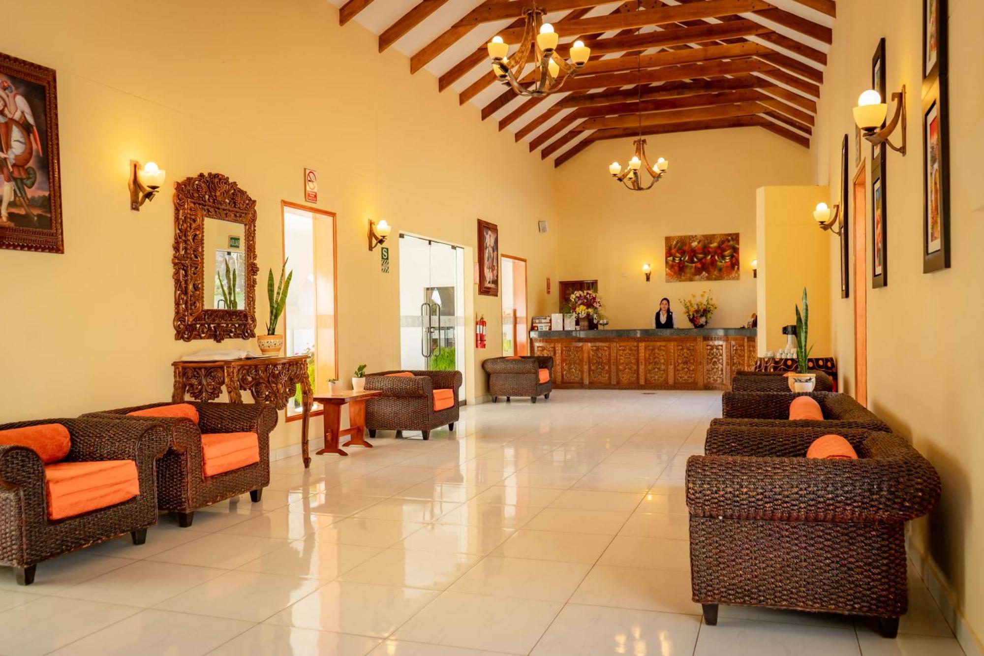 Hotel Agustos Urubamba Eksteriør bilde