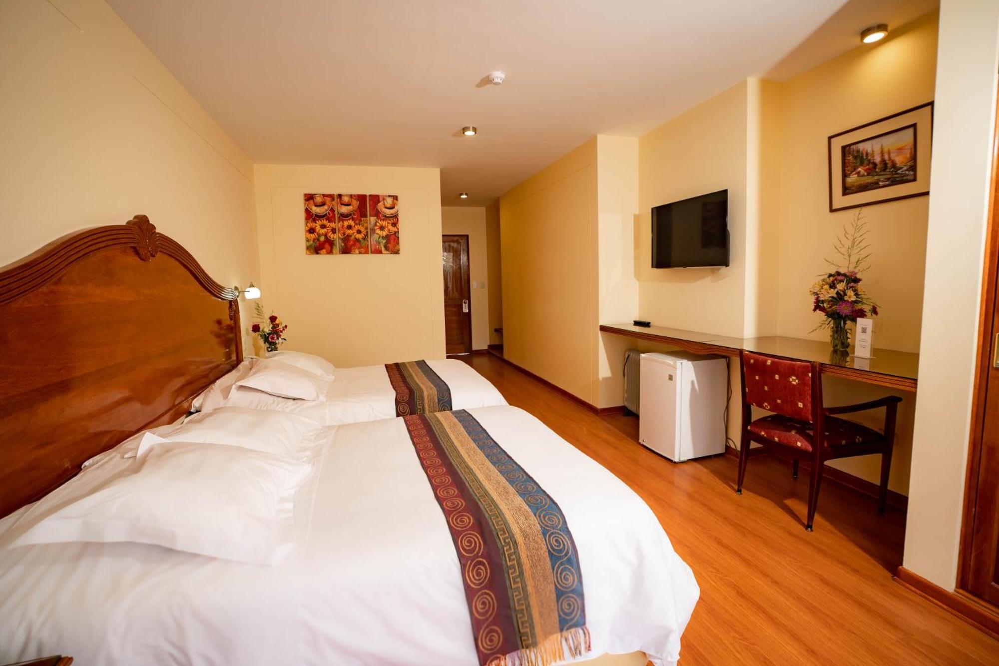 Hotel Agustos Urubamba Eksteriør bilde